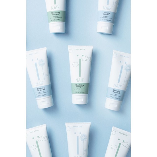 NAIF MINI SET - ŠAMPON, GEL ZA KUPANJE, NEGUJUĆA KREMA, LOSION ZA TELO 4 x 15 ML