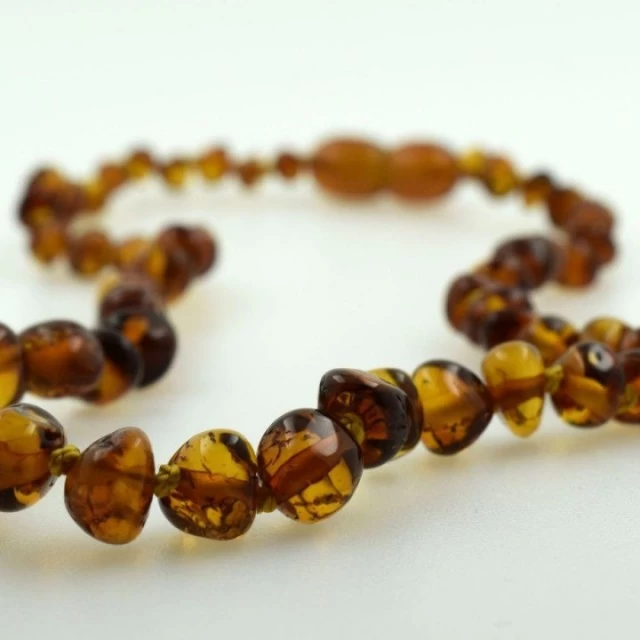 OGRLICA OD ĆILIBARA BAROQUE - KONJAK