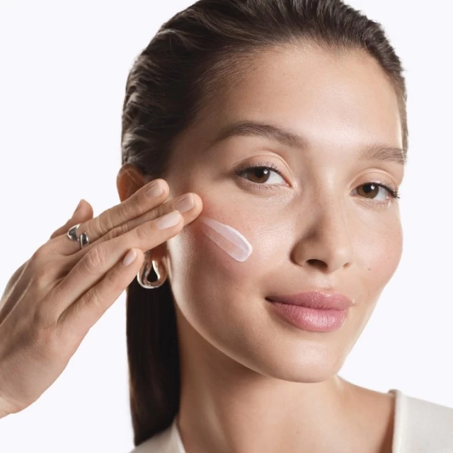 VICHY LIFTACTIV SUPREME DNEVNA NEGA ZA KOREKCIJU BORA I ČVRSTINE KOŽE, NORMALNA DO MEŠOVITA KOŽA 50ML