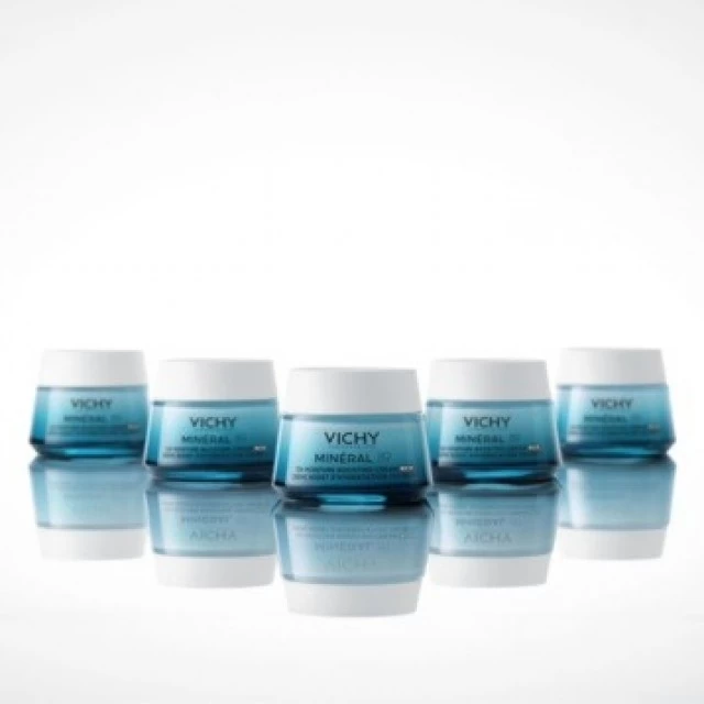 VICHY MINERAL 89 BOGATA KREMA ZA INTENZIVNU HIDRATACIJU TOKOM 72 SATA 50 ML