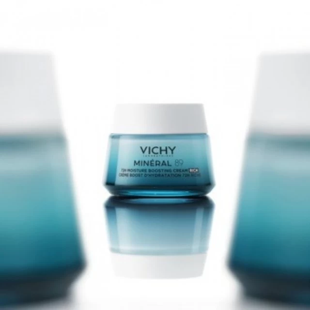 VICHY MINERAL 89 BOGATA KREMA ZA INTENZIVNU HIDRATACIJU TOKOM 72 SATA 50 ML